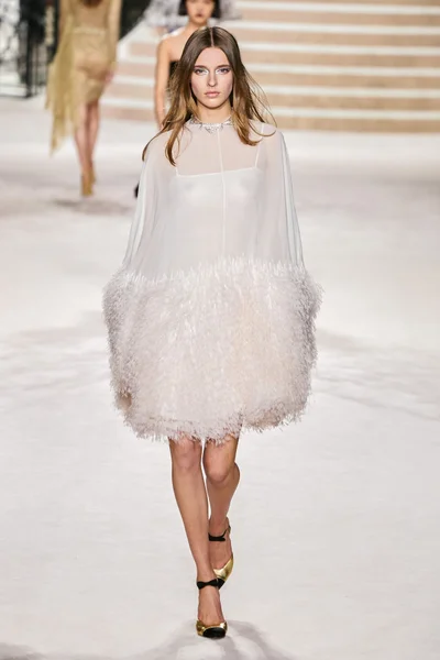 Look 65